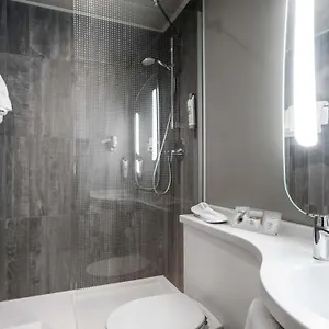 3* מלון Ibis Centro